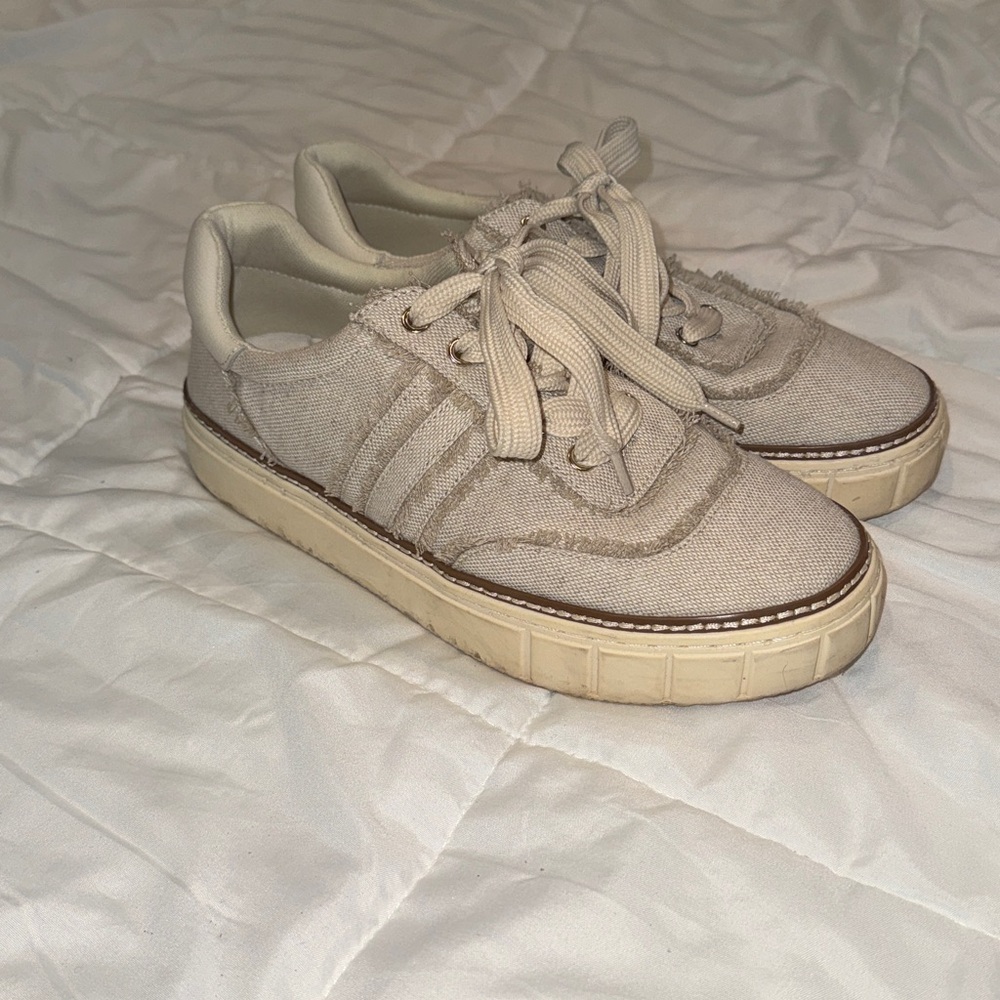 Vince Camuto Beige Canvas Lace-Up Sneakers